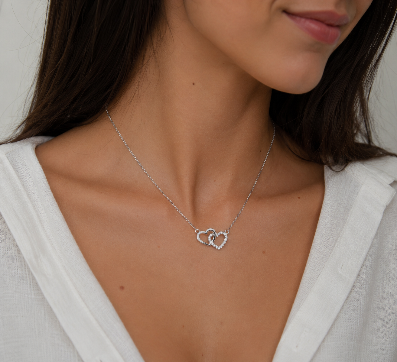 💖 Collana Cuori Intrecciati "Eterna Unione"